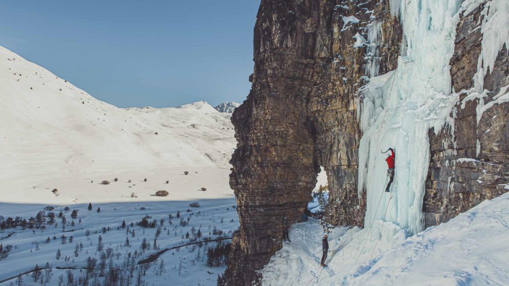 2024 Youth Ice Climbing Camp UIAA