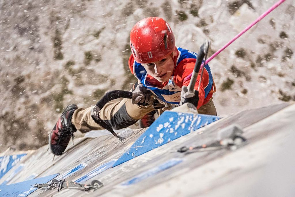 Invitation to join beginner ice climbing and drytooling camp